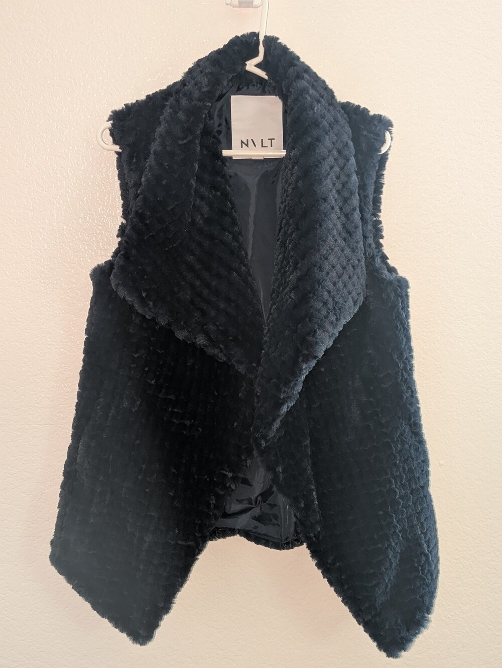 NVLT Faux Fur Open Vest Navy Blue Size Medium